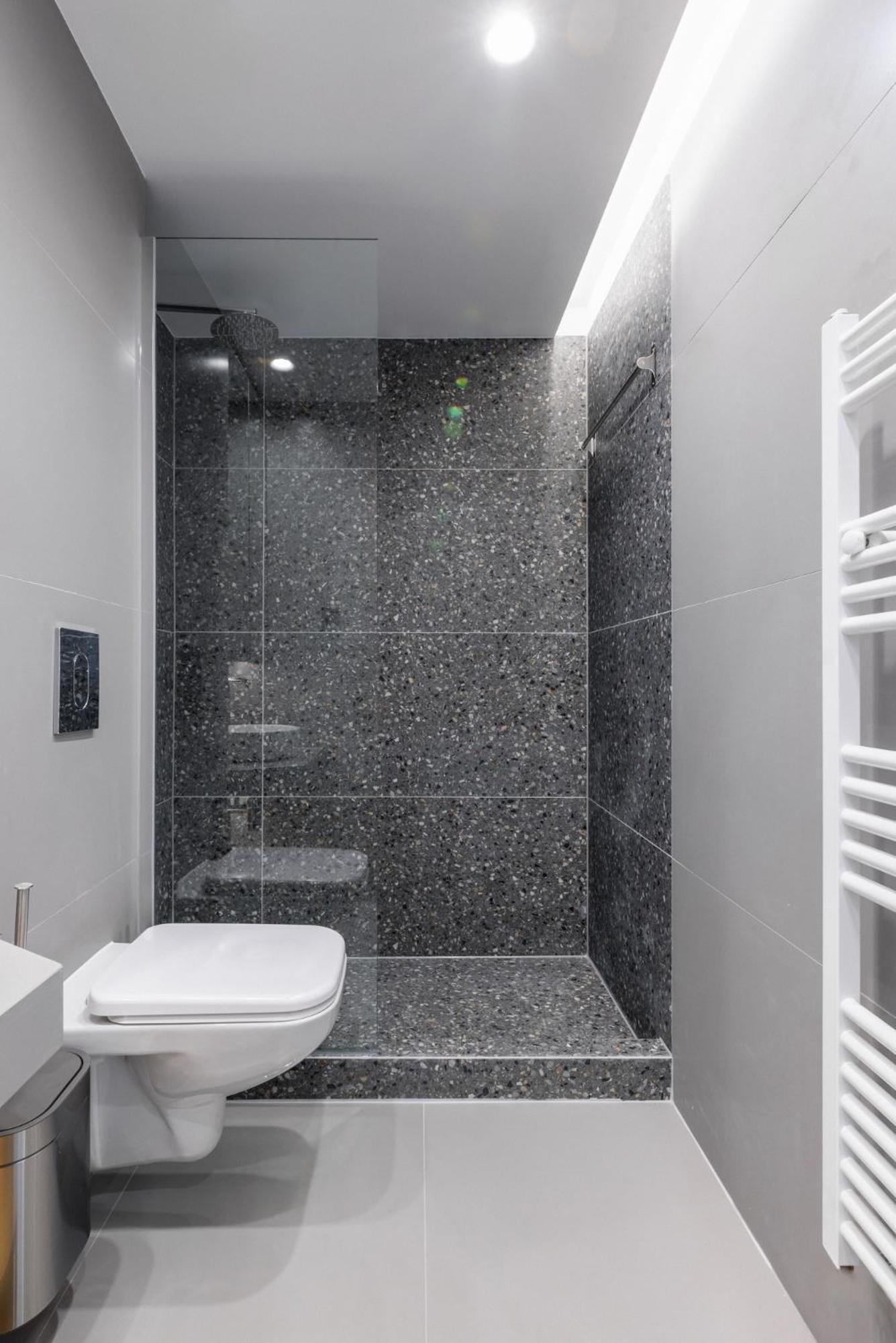 Apartment White Tower Elegance
