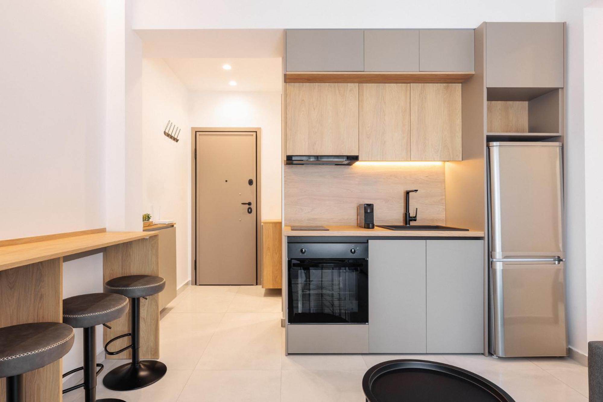 Apartment White Tower Elegance