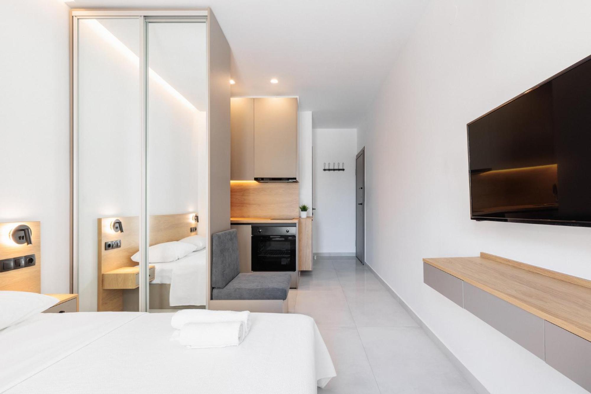 White Tower Elegance Apartment *